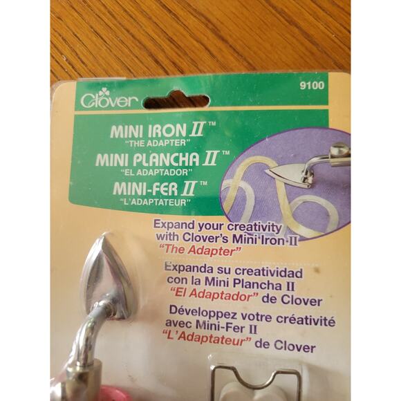 NEW Clover Mini Iron II "The Adapter" Set AC120V 40W #9100 Sewing Quilting Craft - Picture 3 of 9
